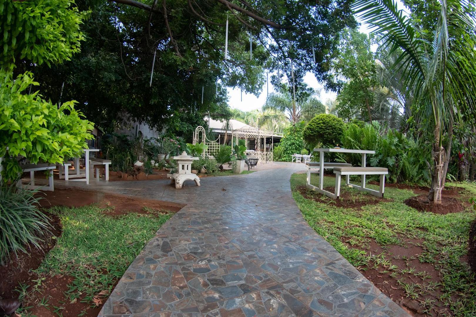 Dei Gratia Guest House Musina Exterior photo